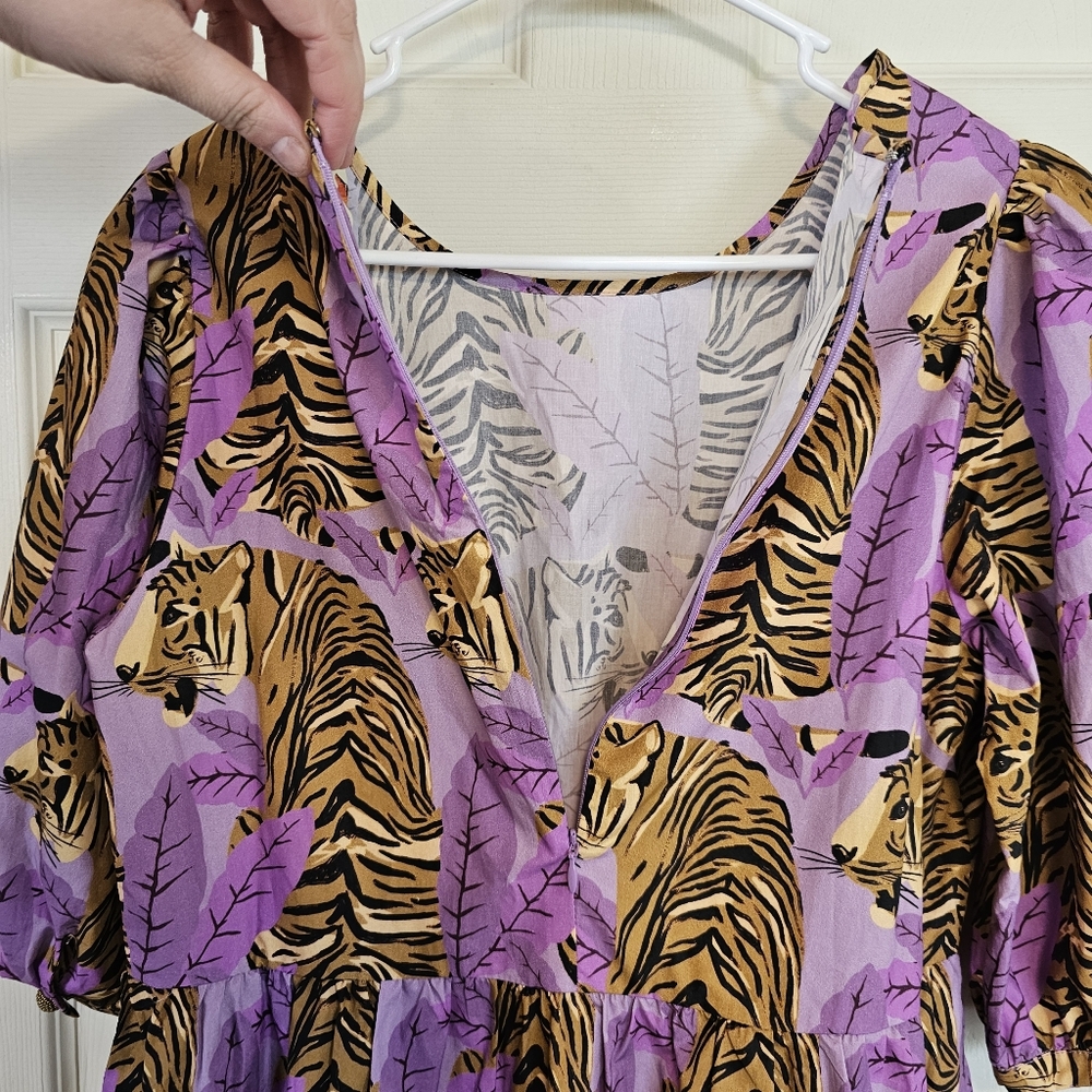 FARM Rio Tiger Leaves Lavender Puff Sleeve Mini Dress - Picture 6 of 12